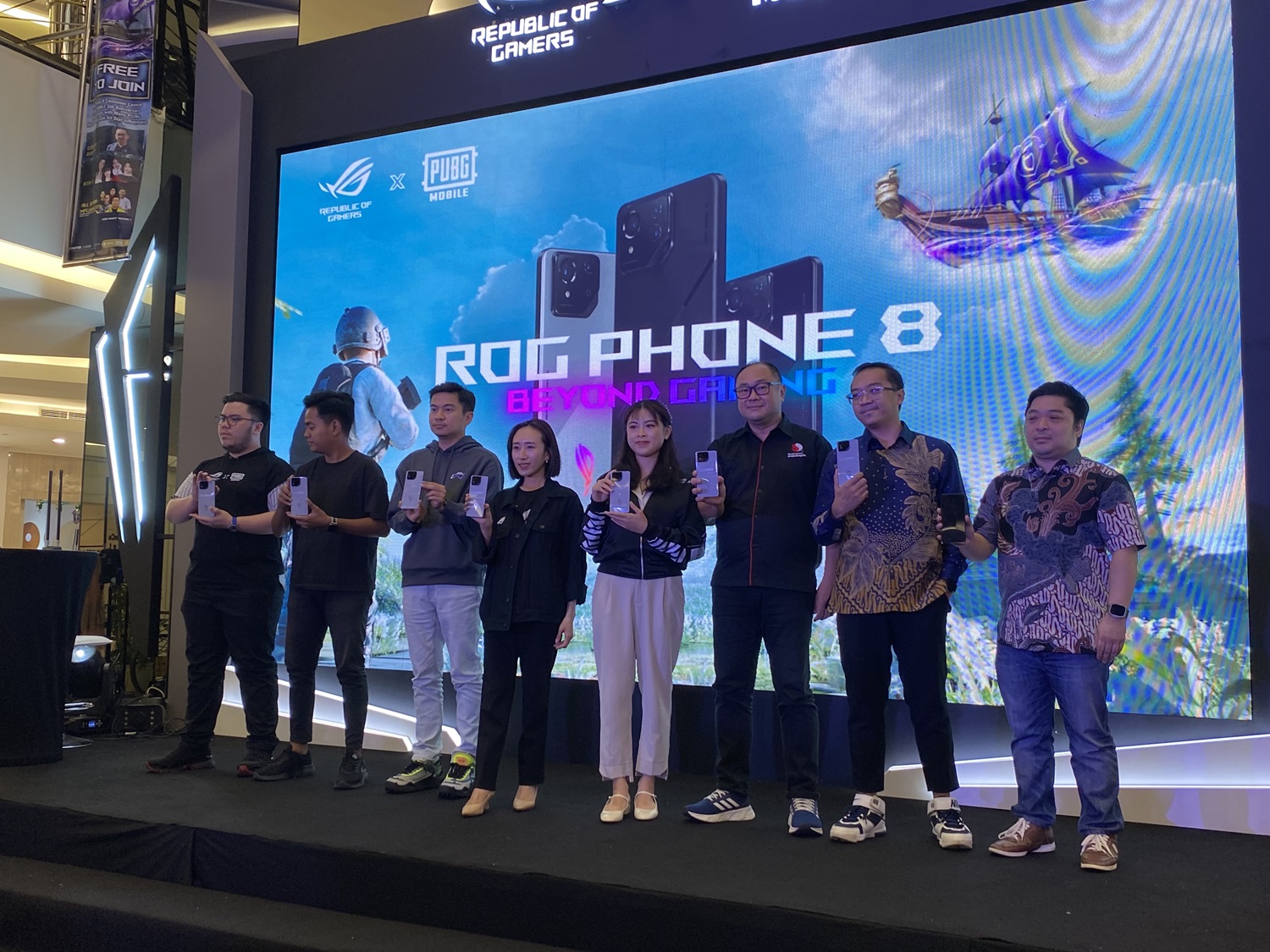 ASUS ROG Phone 8