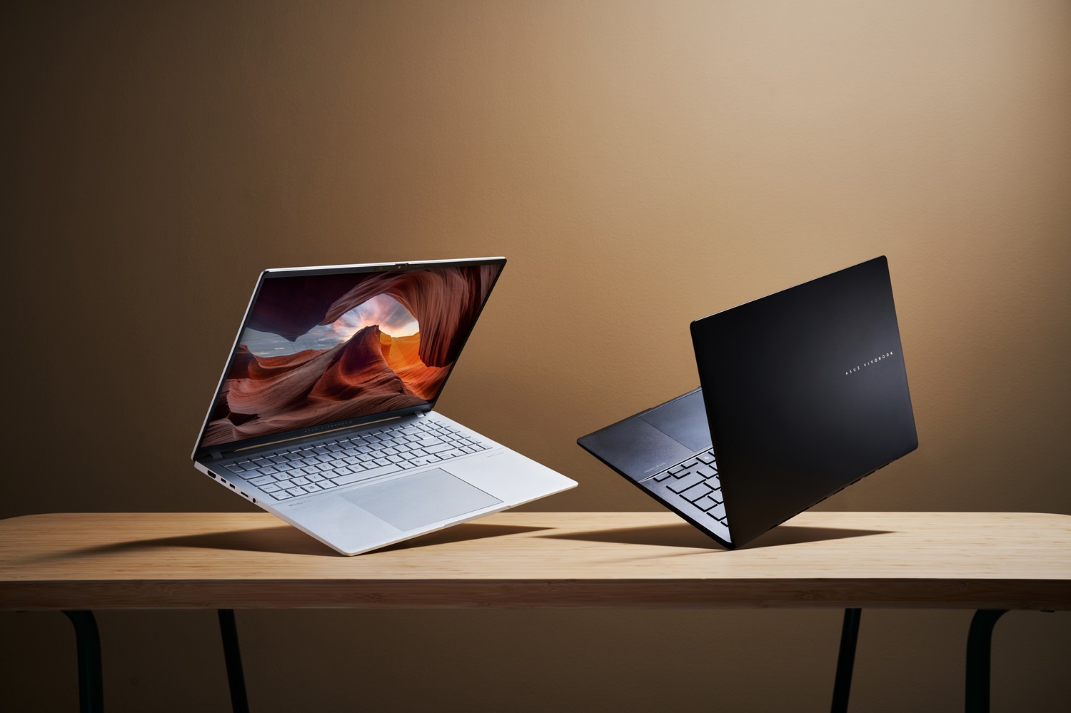 ASUS Vivobook S 14 OLED