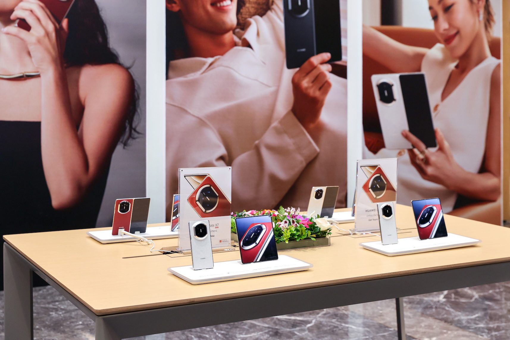 HUAWEI Mate X7