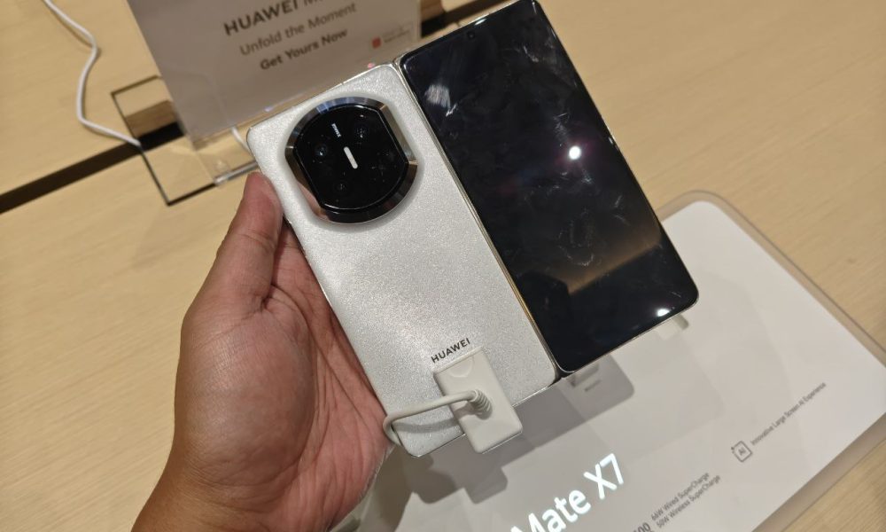 HUAWEI Mate X7 Resmi Hadir di Indonesia, Foldable Tangguh untuk Profesional HUAWEI Mate X7