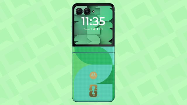 Motorola Razr Fold FIFA Edition 1
