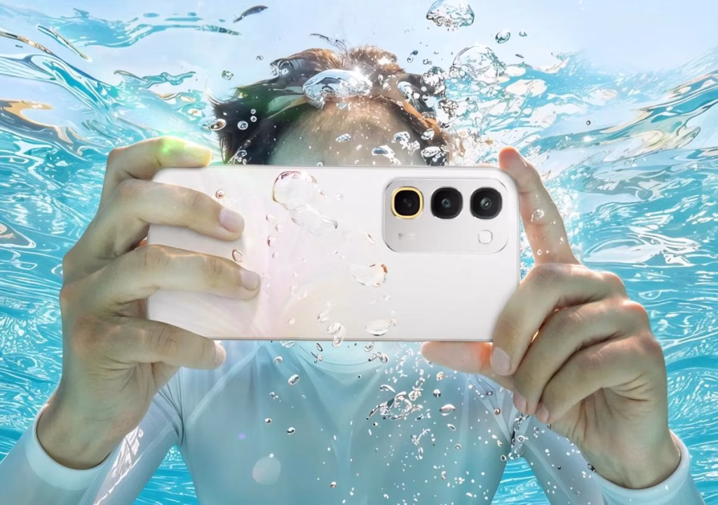 realme C100