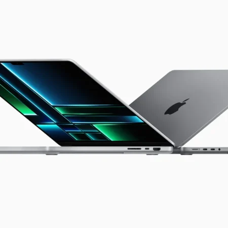 MacBook layar sentuh