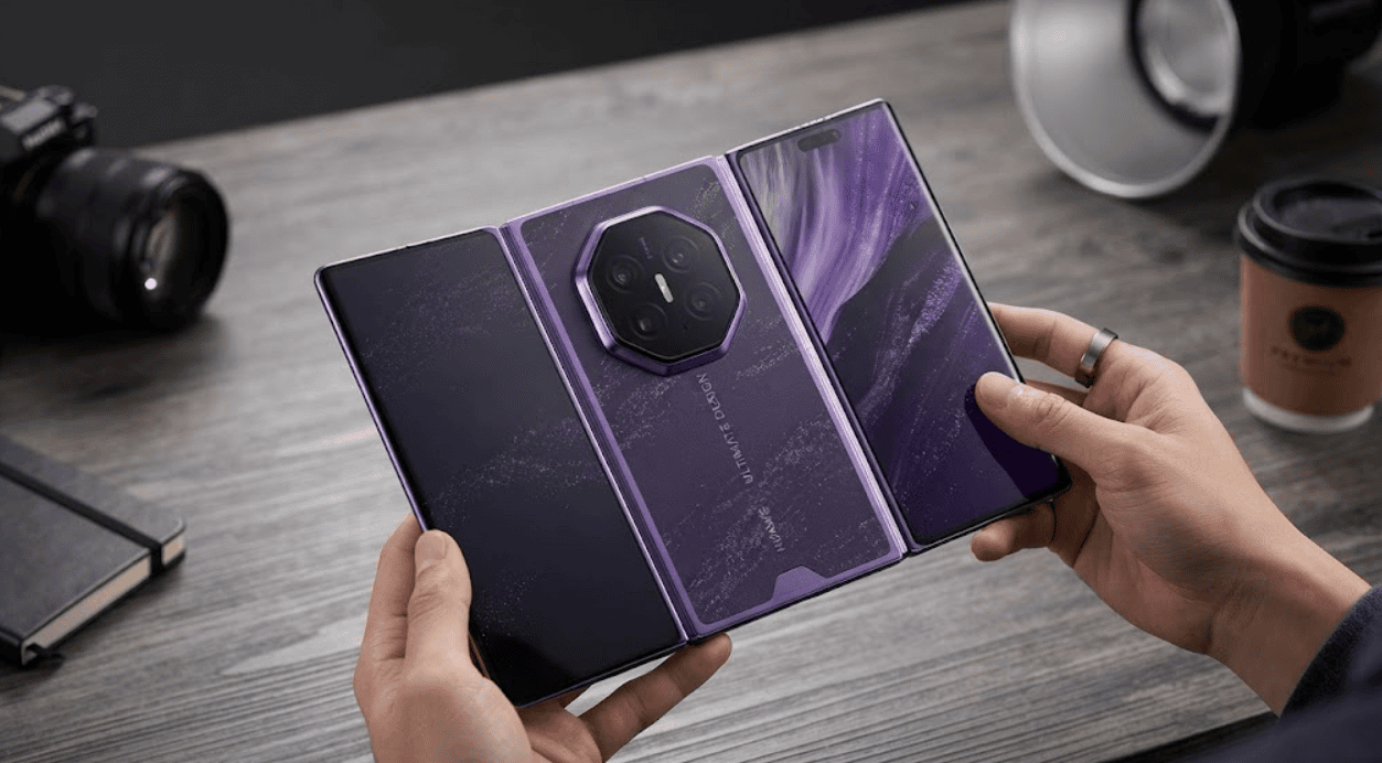Huawei Mate XT 2