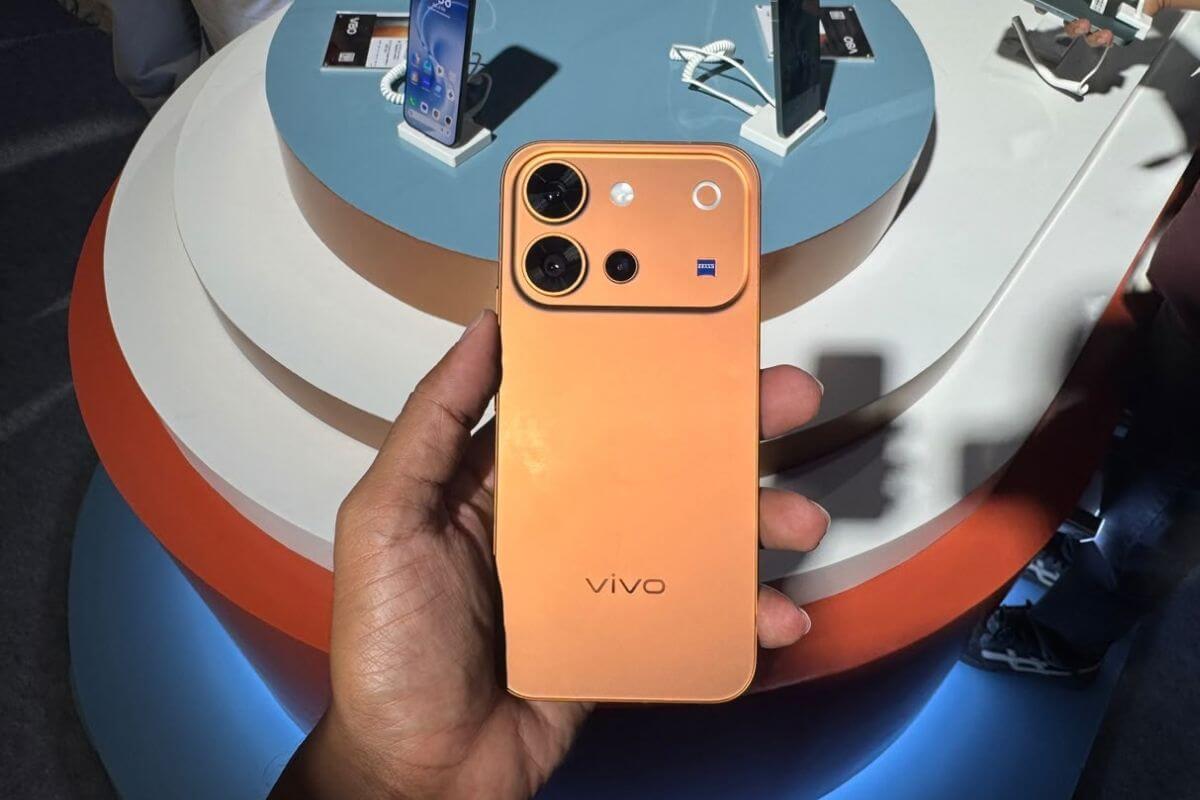vivo V80